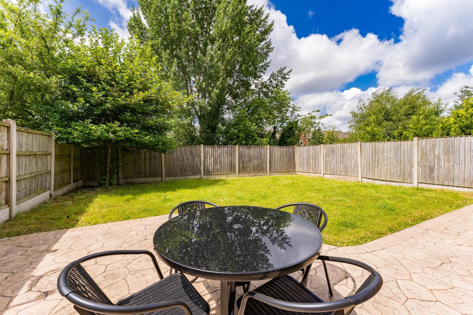 Brook Meadow House, 4 Bed House, Manchester Astley  Bagian luar foto